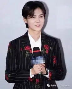 帅哥也逃不过发福定律,不过吴亦凡瘦了
