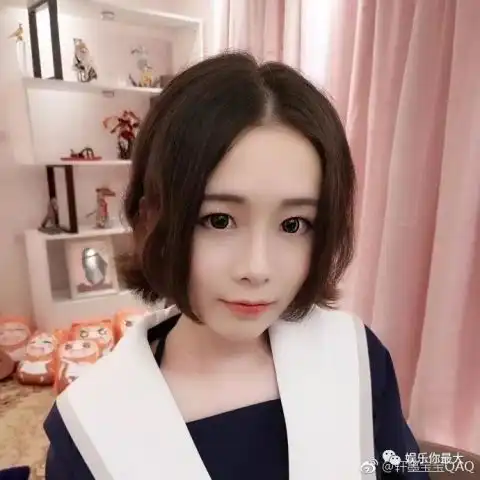 全民直播第一伪娘撞脸陈一发,分分钟将直男掰弯