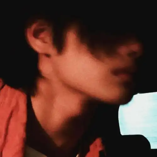 男生头像心中无女人,拔剑自然神
