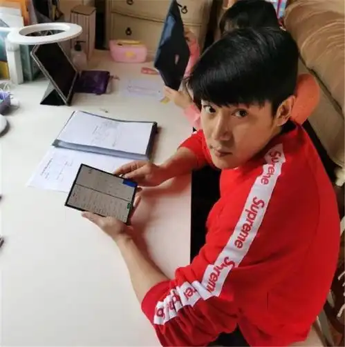 陆毅在上海的别墅很低调,欧式装修私人庭院,你会喜欢吗
