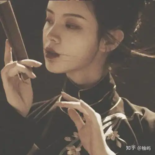 有哪些不想谈恋爱的文案
