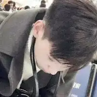 好好生活慢慢释怀,感情专一的帅哥头像图片
