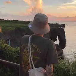 这是不是情头,如果是那另一张呢

