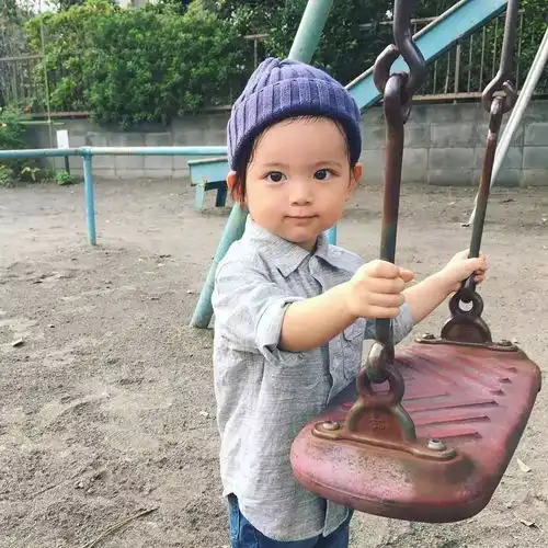 果然男孩子可爱起来,就没女孩子什么事儿啦
