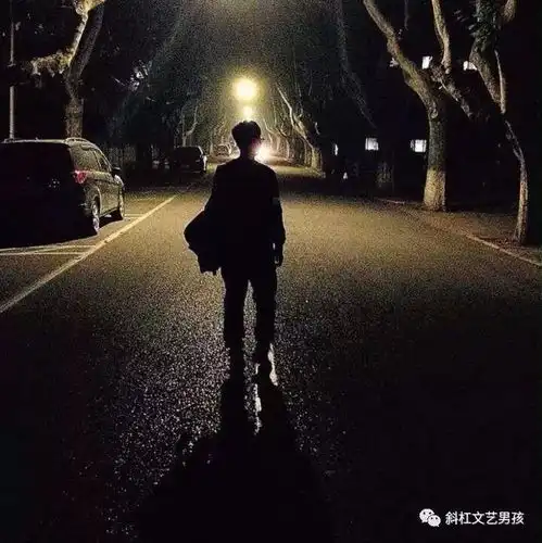 为什么现在越来越多的年轻人都喜欢熬夜
