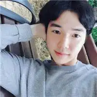 小清新唯美男生个性头像
