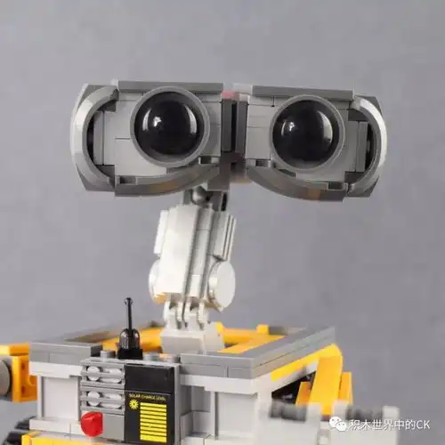 机器人总动员sy7001拼装积木瓦力
