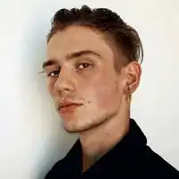 成熟男人味道的欧美型男一波微信头像图片大全
