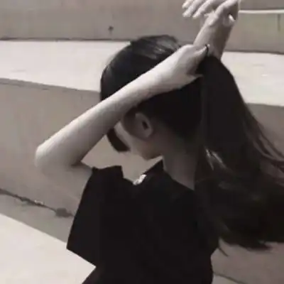 微信女头像漂亮背影有气质独立女人背影唯美图片
