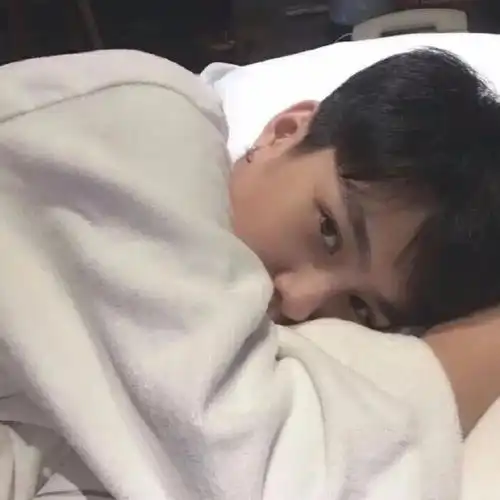 男生头像你们处对象可以多加几个条件吗

