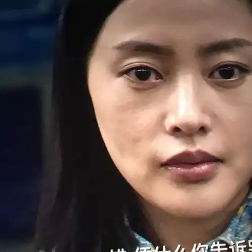 大荧幕下女星的素颜,李小冉比化妆更美,张天爱是故意化丑的吗
