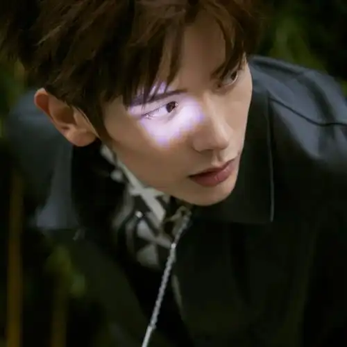 头像蓄谋已久,人尽皆知
