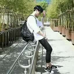 求吴磊这张高清图