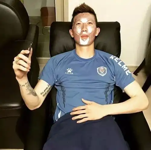 韩国爆冷踢赢德国,网友10万点赞美妆门将,预计这次能吹一辈子
