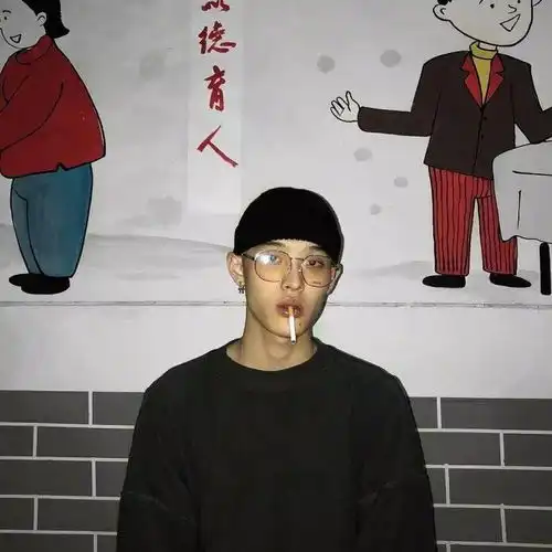 头像我还是爱你的只是你给的失望真的太多了
