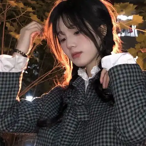 青春有活力的女高头像来啦
