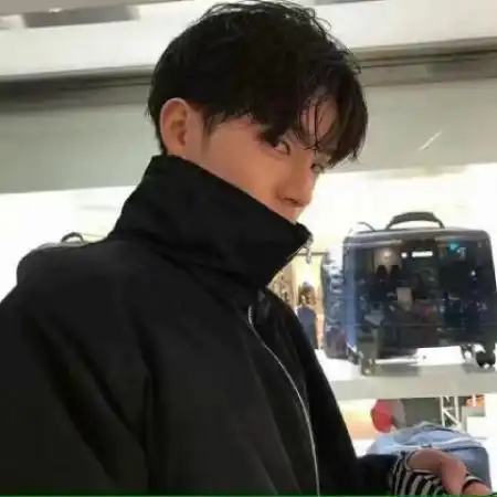 时尚霸气男生头像,为爱而活的男生
