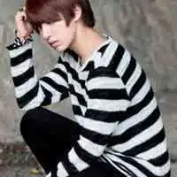 穿黑白条纹衣服的男生头像微信头像图片大全
