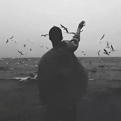 静海作家罗占艳想念一个人久了,一定会重逢
