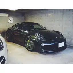 这个95后少年的车库王思聪看了也得服
