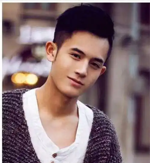 4款高颜值发型,想换发型男生别错过了
