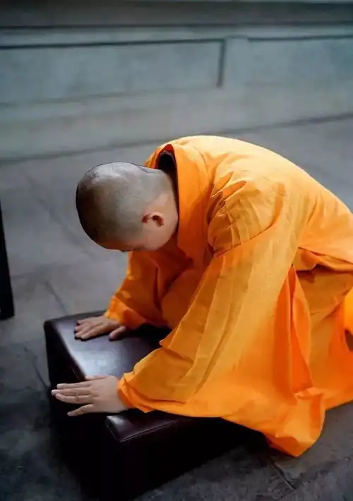 图解初入佛门如何拜佛
