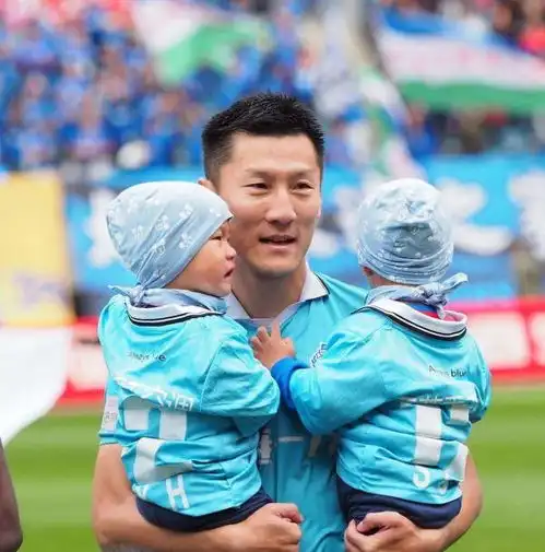 体坛联播瓜迪奥拉劝说梅西留在巴萨,苏宁队辟谣欠薪传闻
