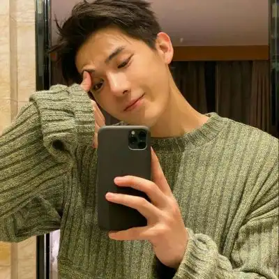很好看的男生头像真人又很高冷你一定能成为你想要成为的人
