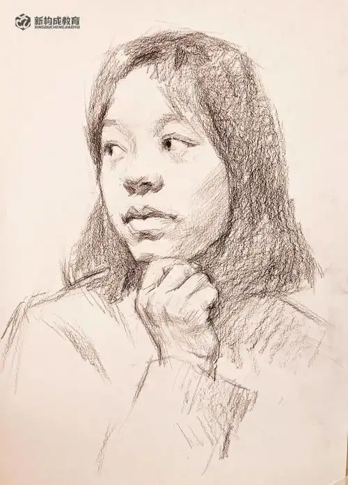 素描头像带手女青年
