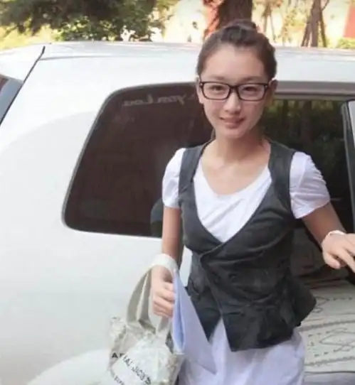 当下最火男艺人榜单,李易峰第7,李现第6,榜首实至名归