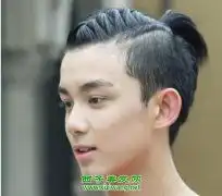 麻花辫的编法,麻花辫发型扎法,韩式麻花辫图片麻花辫1
