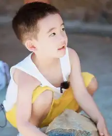 陈小春身价飙涨5倍,并称不想儿子在演艺圈,理由是娱乐圈太恐怖
