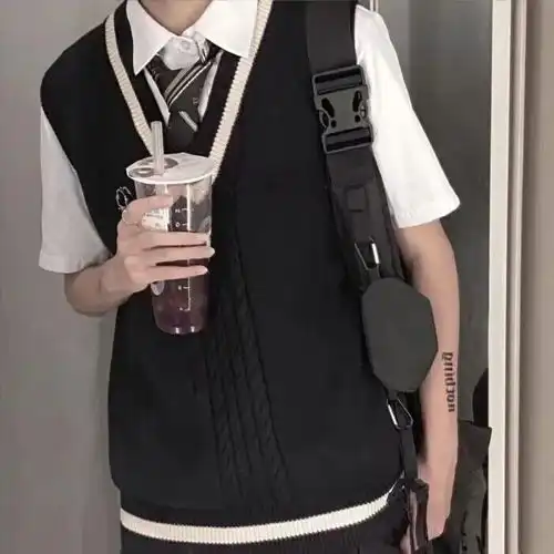 about小众男生头像第三期
