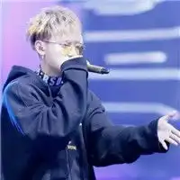 黄子韬头像真笔头像
