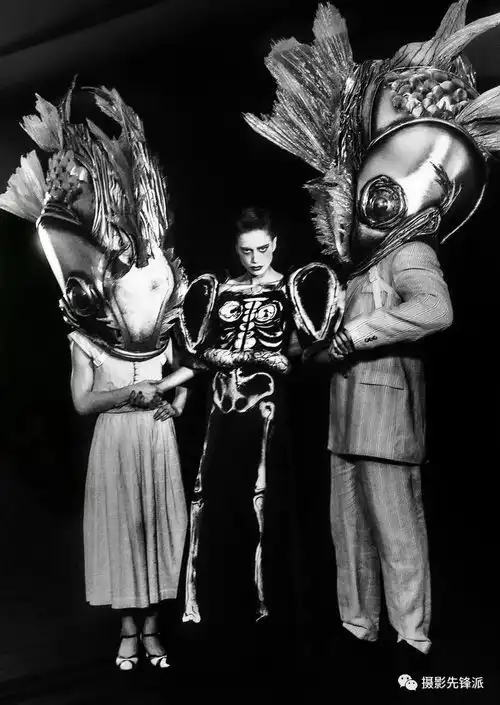 最难定义的摄影鬼才ps开屏画面摄影师elizavetaporodina
