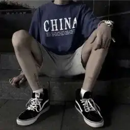 爱情里被爱的男生头像
