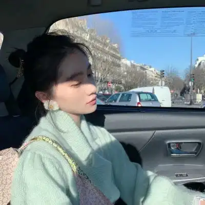 ins质感女头,女生头像的ins高级质感
