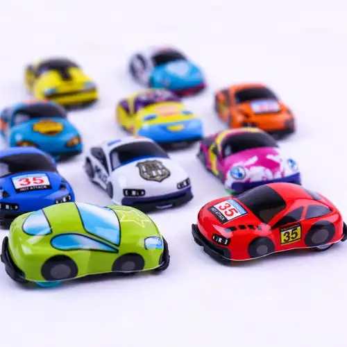 儿童玩具小汽车男孩迷你塑料幼儿园奖品玩具车宝宝创意个性回力车

