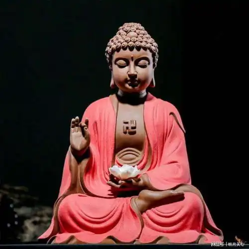 佛教女性到寺院拜佛,这3条禁忌,不可触碰
