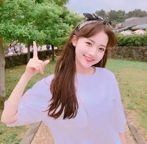 过了20岁的女生,绝对不要弄这几款发型
