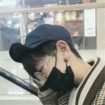 qq头像男生阳光帅气,不知不觉潮流变成了回忆
