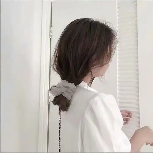 丧到极致的抑郁文案九分喜欢一份尊严,放弃你也放过自己
