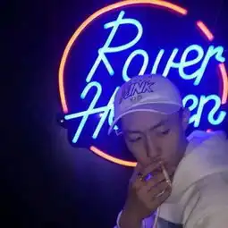 谁有兄弟头像,欧美风格的
