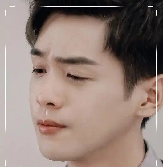 仙男落泪有多心疼本以为肖战就够心酸,看到张若昀心如刀割
