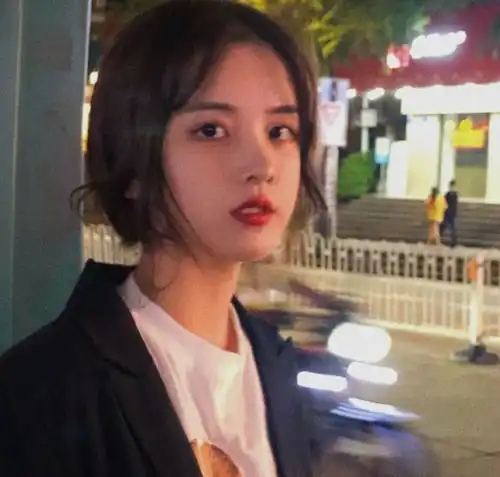 你如果在意我的话,就会在意我的话
