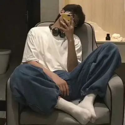 微信男生头像超酷暗黑你的偏爱便是救赎
