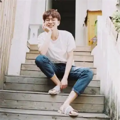 微信头像男生潮流帅气,小清新气息满满的青年
