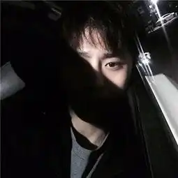2018干净帅气男生头像最新图片一日是兄弟一辈子都是兄弟
