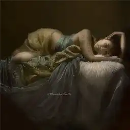 极致复古印记mariskakarto仿文艺复兴油画人像
