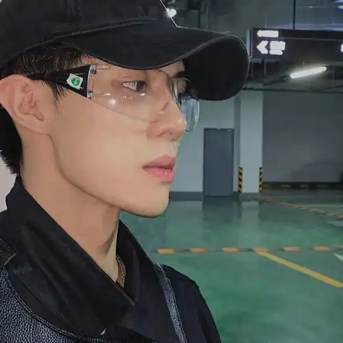 男生头像能吸引异性缘的头像
